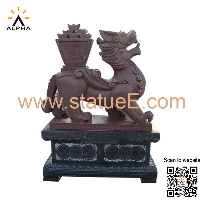 Pixiu statue